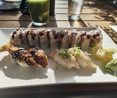 Fin's Sushi & Grill