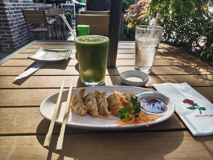 Fin's Sushi & Grill Picture 6