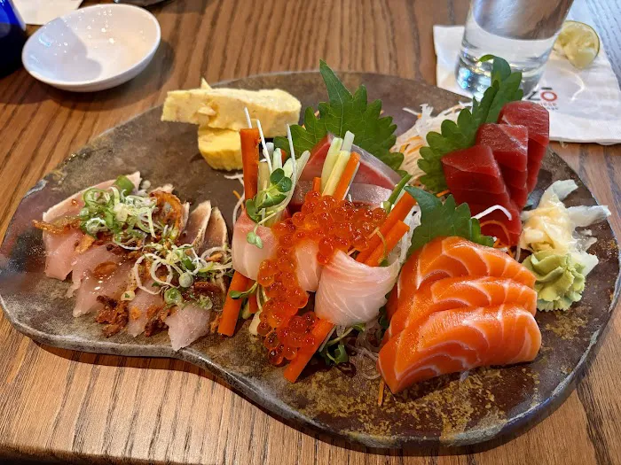 Douzo Sushi Picture 1