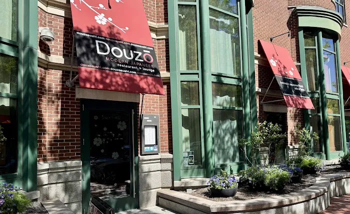 Douzo Sushi Picture 3