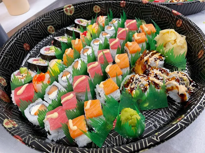 Centerville Food Mart/ SUSHI BAR Picture 2