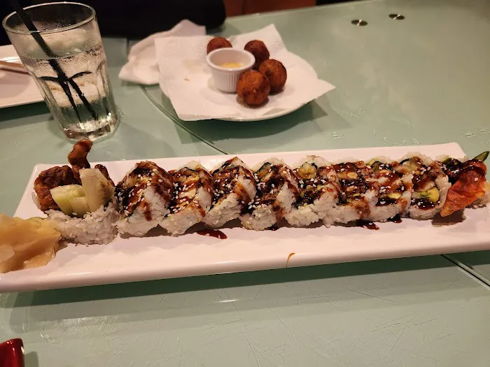 Ying's Sushi Bar & Lounge Picture 5
