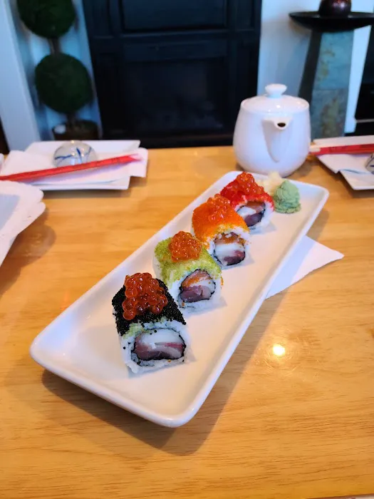 Ying's Sushi Bar & Lounge Picture 9