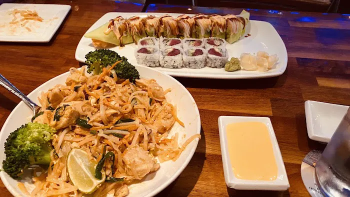 Bluefins Sushi & Sake Bar Picture 8
