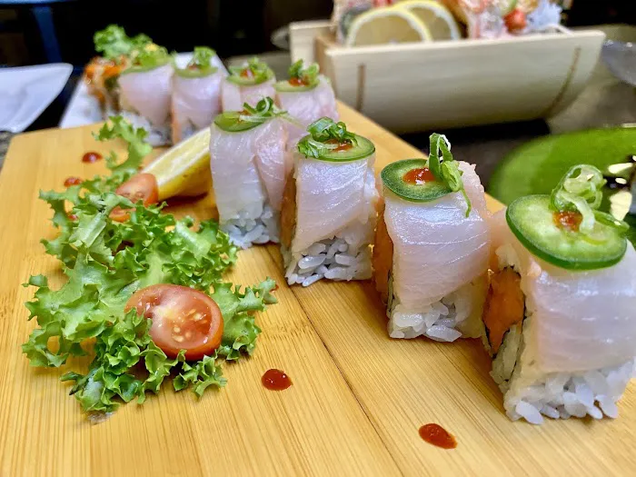Yoshi Sushi Martinsville Picture 10