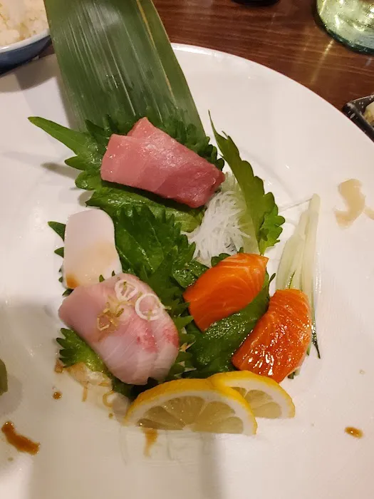 Sakana Sushi & Ramen Picture 4