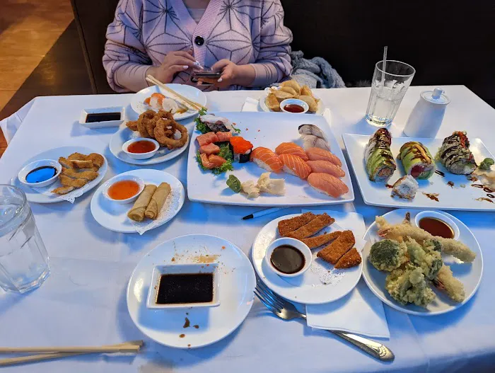 Kumo Asian Restaurant Picture 7