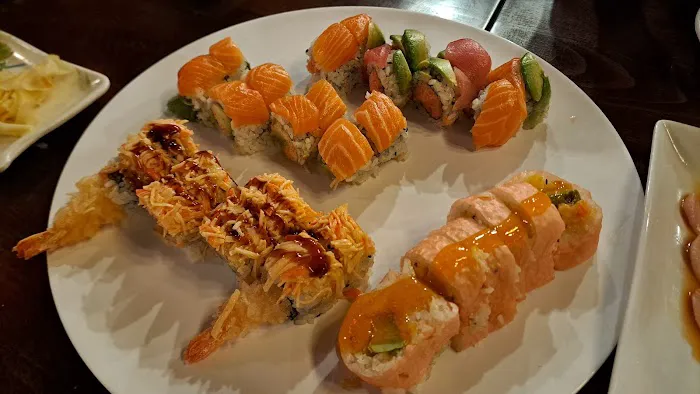 Sushi Palace Picture 2