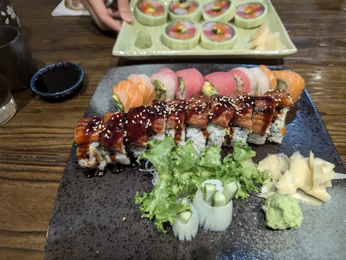Mr. Pi's Sushi Picture 4