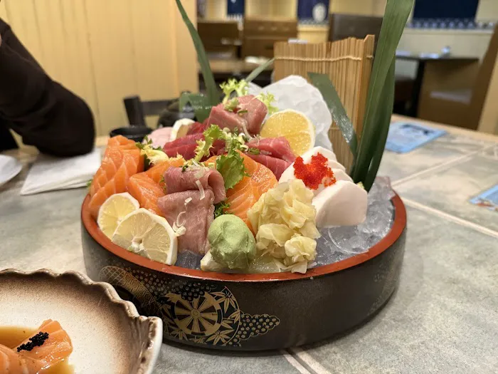 Mr. Pi's Sushi Picture 1