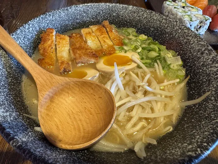 Mr. Pi's Sushi Picture 6