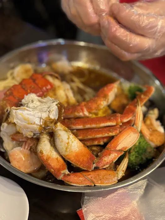 Sexy Crab Cajun Seafood, Sushi & Bar - All You Can Eat Hicksville Picture 2