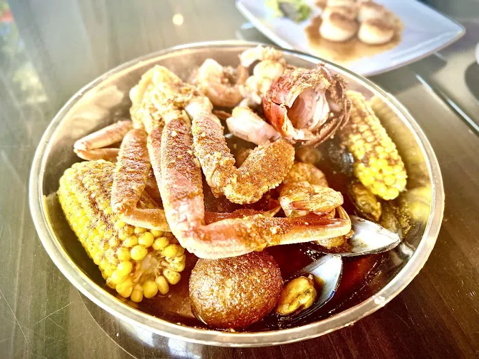 Sexy Crab Cajun Seafood, Sushi & Bar - All You Can Eat Hicksville Picture 6