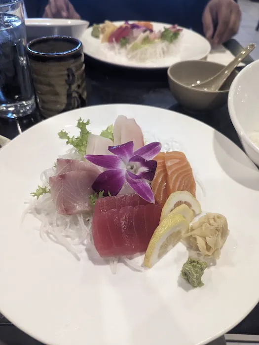 Midori Sushi of Piscataway Picture 4
