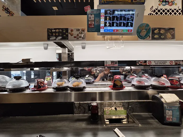 Kura Revolving Sushi Bar Picture 1