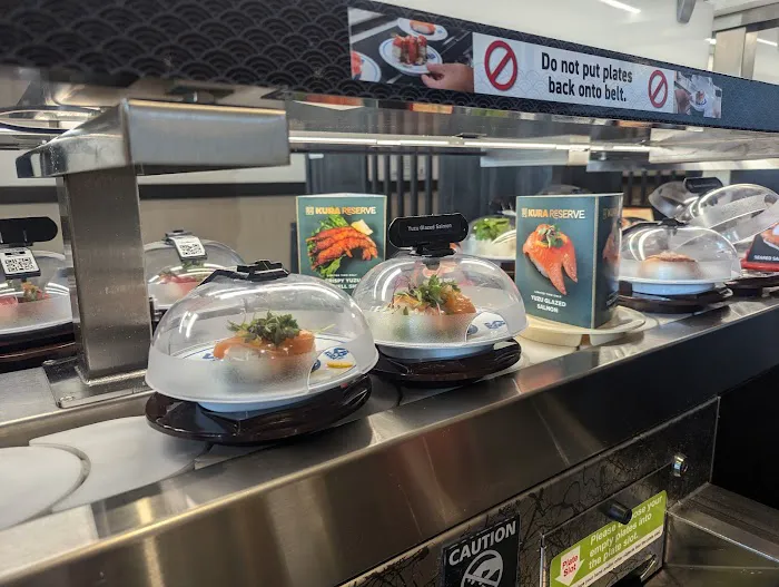 Kura Revolving Sushi Bar Picture 9