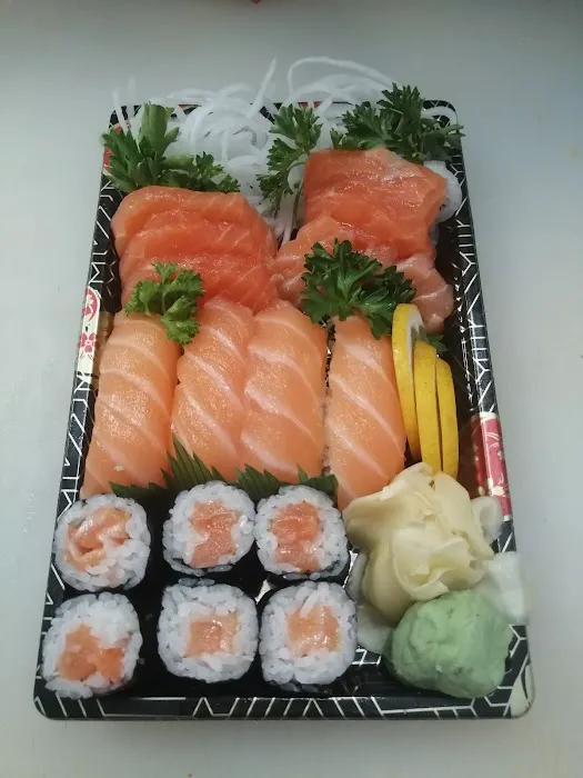 Kendy's Sushi & Peking Garden Picture 1