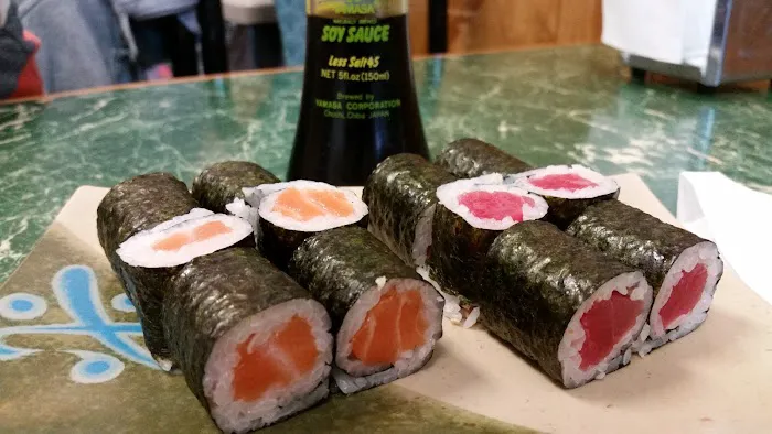 Kendy's Sushi & Peking Garden Picture 4