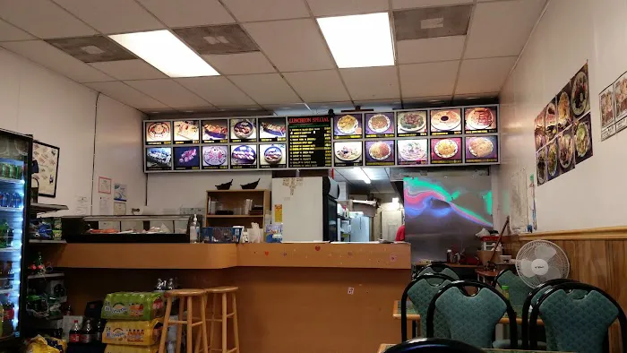 Kendy's Sushi & Peking Garden Picture 3