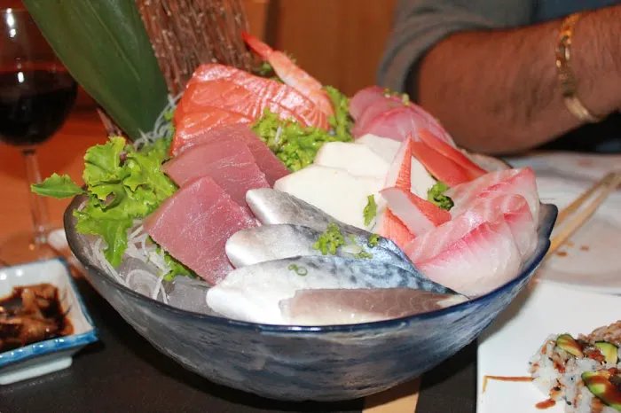 Eastern Sushi Japanese Restaurant Picture 3