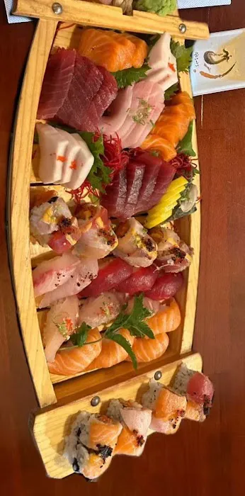 Tsunami sushi bar and asian cuisine Picture 8