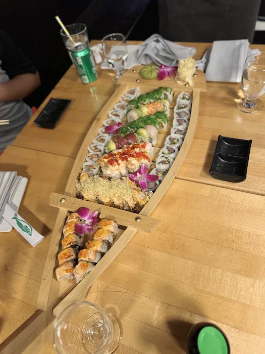 Hannya Sushi Bar Picture 4