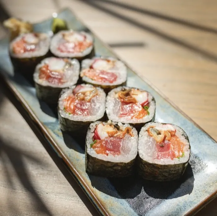 Ikigai Sushi Bar Picture 3