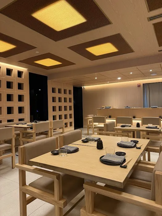 Ikigai Sushi Bar Picture 4