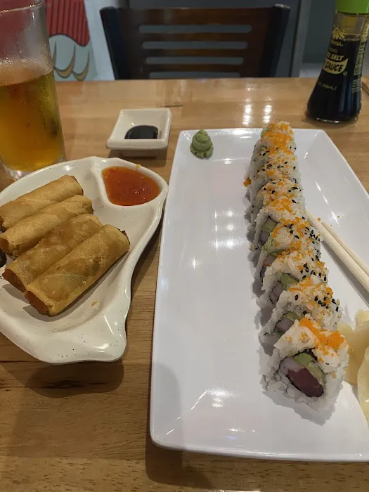 OISHII SUSHI Picture 8