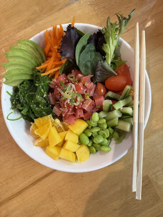 OISHII SUSHI Picture 10