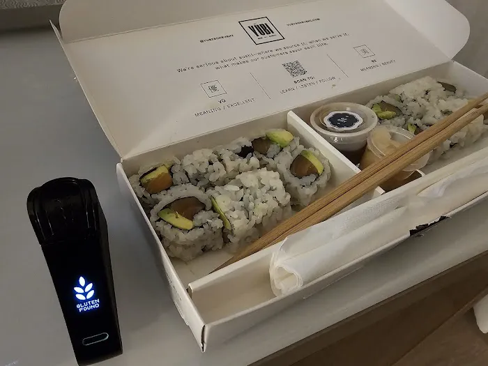 Yubi Box Sushi & Catering Picture 1