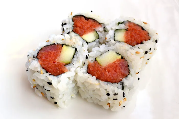 Hoshi & Sushi Asian Cuisine Picture 2