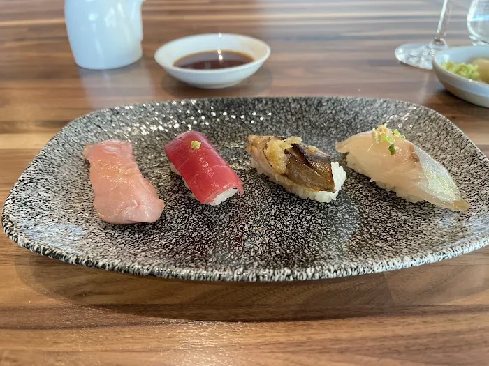 OMAKAI sushi Picture 2