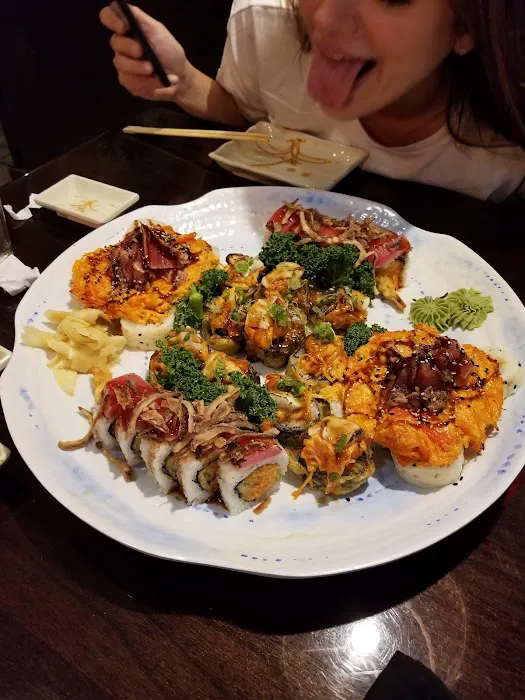 Sakura Sushi Bar Picture 10