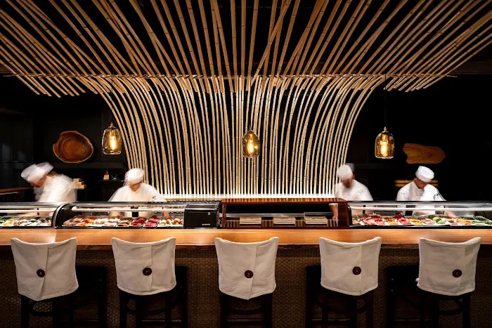 Toni's Sushi Bar Picture 3