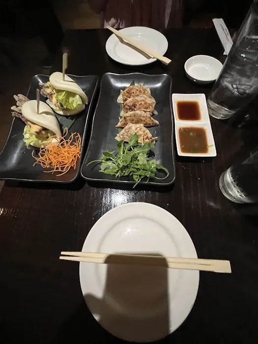 Toni's Sushi Bar Picture 10