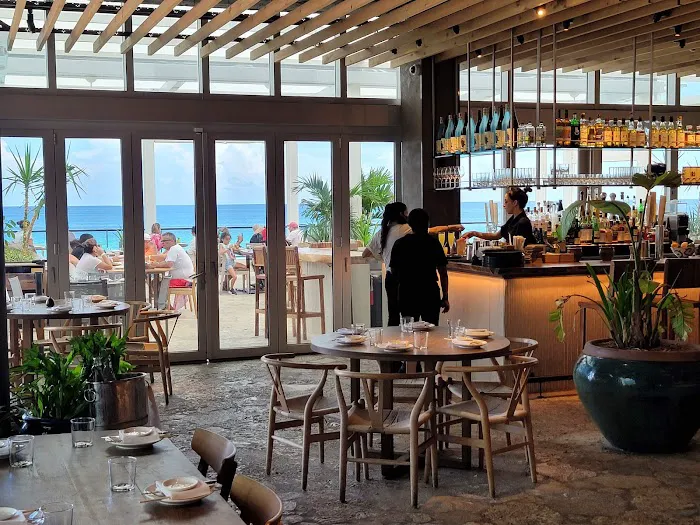 ETARU restaurant Picture 2