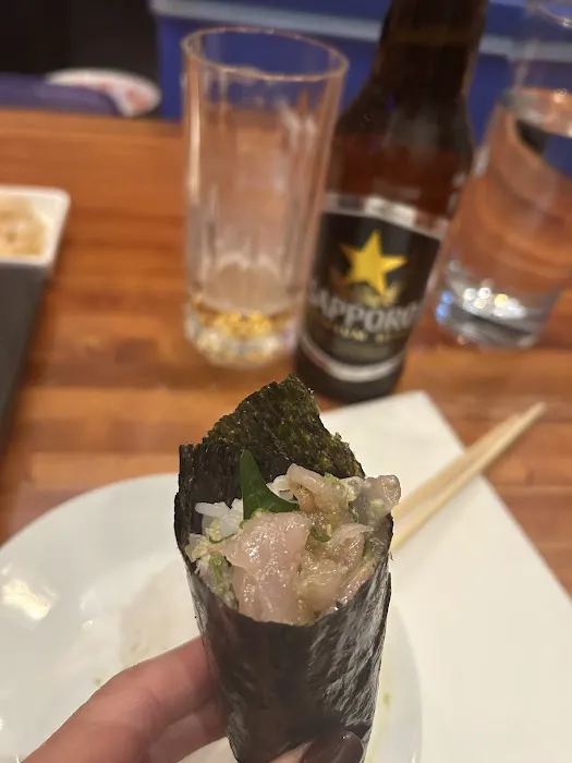 AHI SUSHI BAR Picture 6