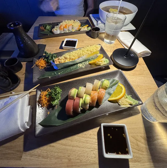 Sushi Sake Hollywood Picture 7