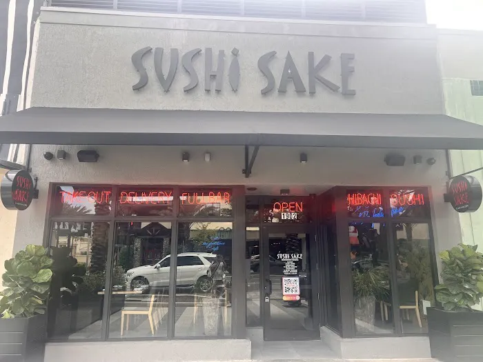 Sushi Sake Hollywood Picture 9
