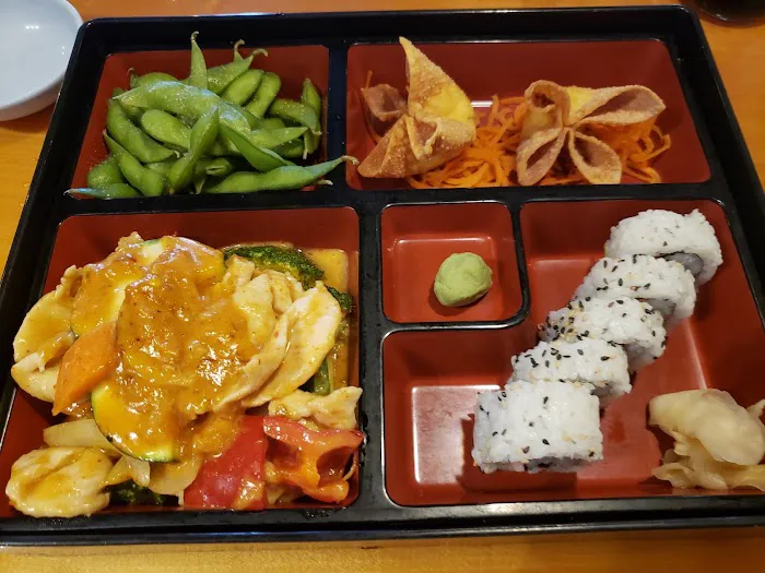 Nami Sushi & Grill Picture 8