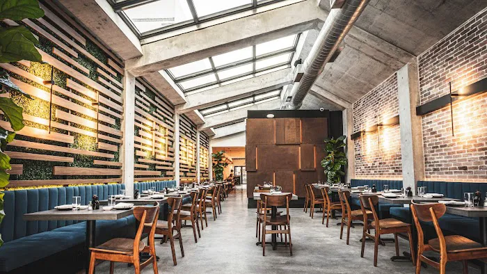 VARSOL SUSHI BAR Picture 1