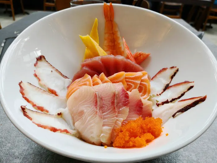 VARSOL SUSHI BAR Picture 7