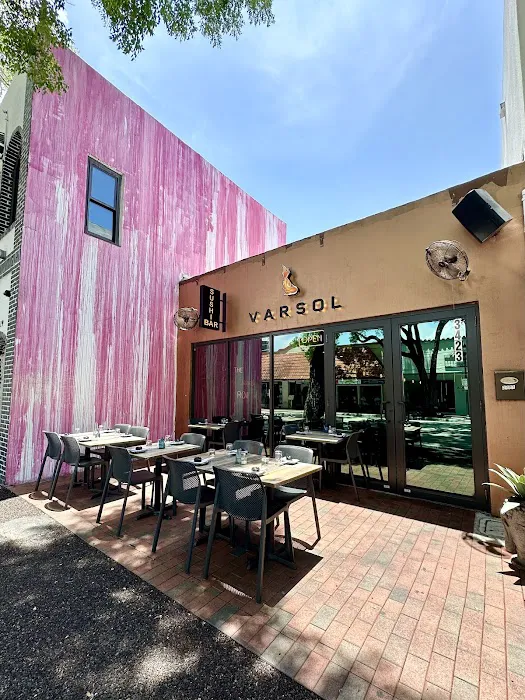 VARSOL SUSHI BAR Picture 6