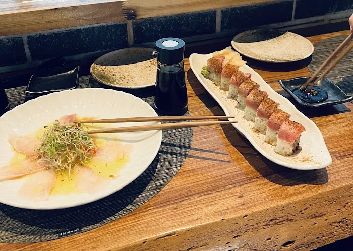 Otoro Sushi + Asian Kitchen Picture 2