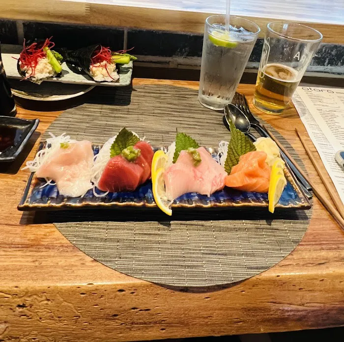 Otoro Sushi + Asian Kitchen Picture 8