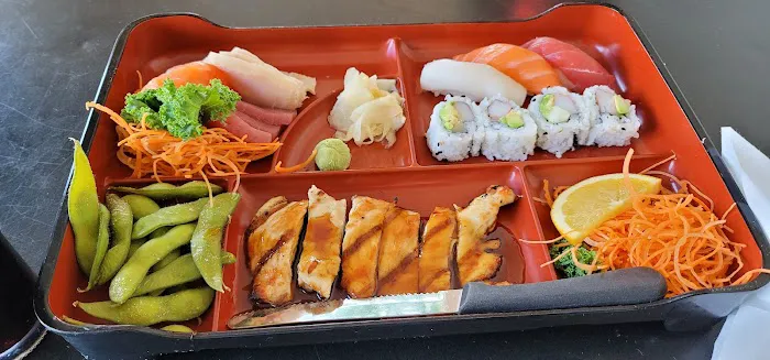 17th Street Thai Sushi Picture 10