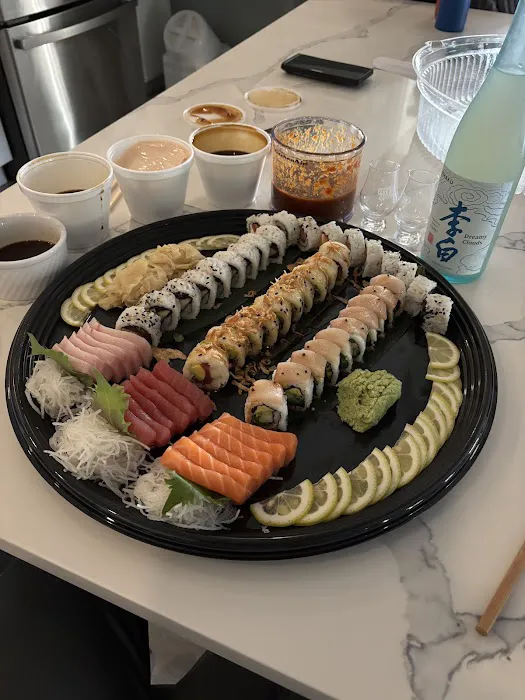 Phat Boy Sushi, Kitchen & Bar - Downtown Picture 4
