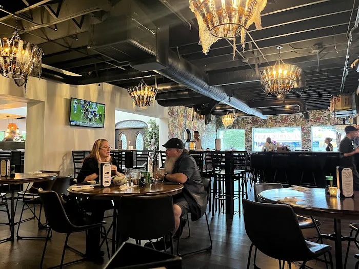 Phat Boy Sushi, Kitchen & Bar - Downtown Picture 9