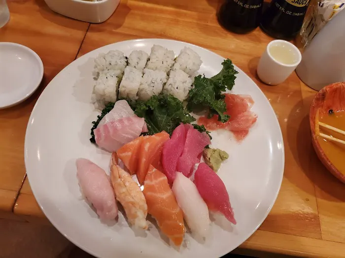 Little Japan Restaurant Picture 5